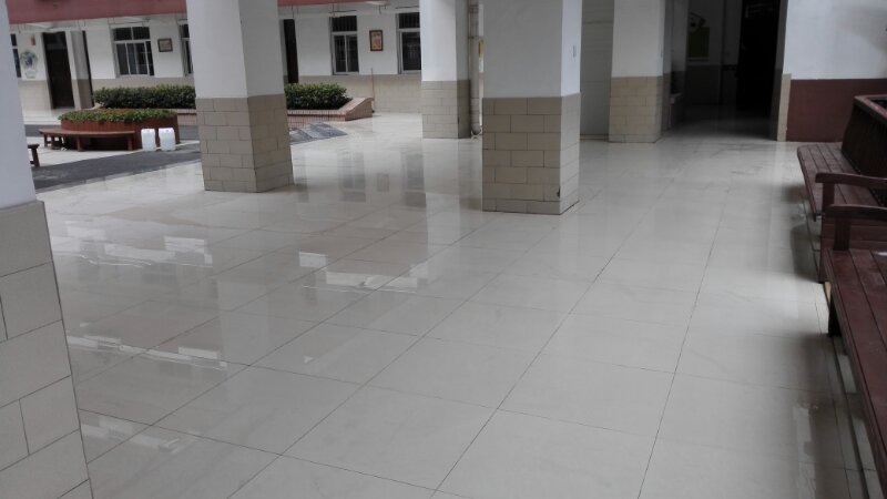 瓷磚地面防滑處理